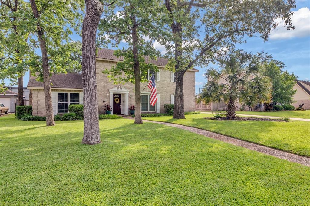 10110 Cantertrot Drive, Humble, Texas image 4