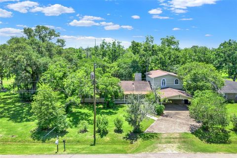 A home in Brazoria