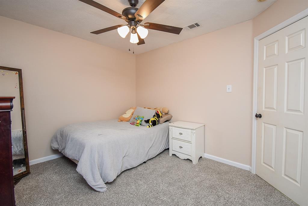 4622 Misty Morning Court, Missouri City, Texas image 8