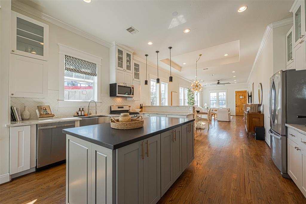 304 Walton Street, Houston, Texas image 17
