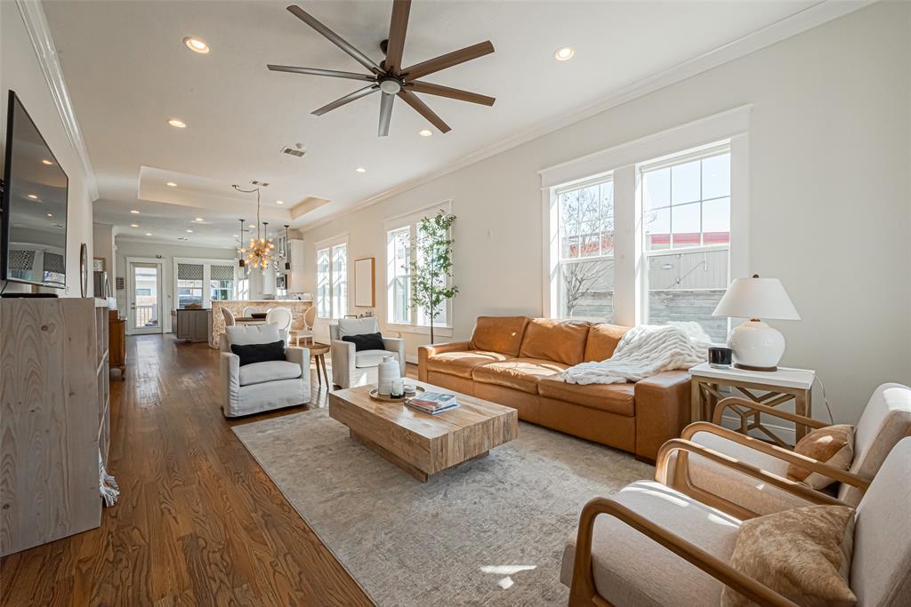 304 Walton Street, Houston, Texas image 4