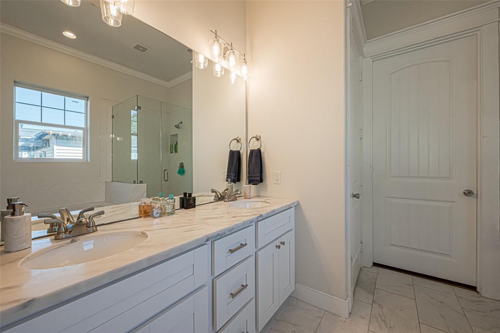 304 Walton Street, Houston, Texas image 31