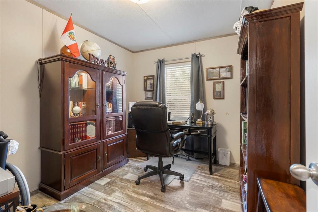 8113 Lazy Ln, Spring, Texas image 26