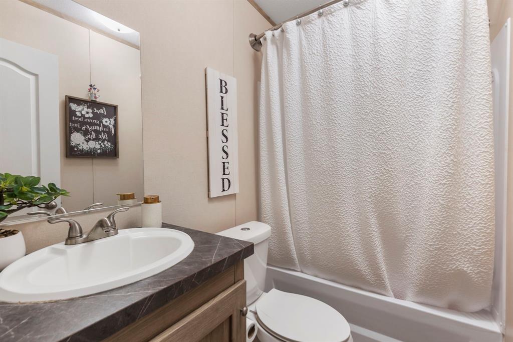 8113 Lazy Ln, Spring, Texas image 27