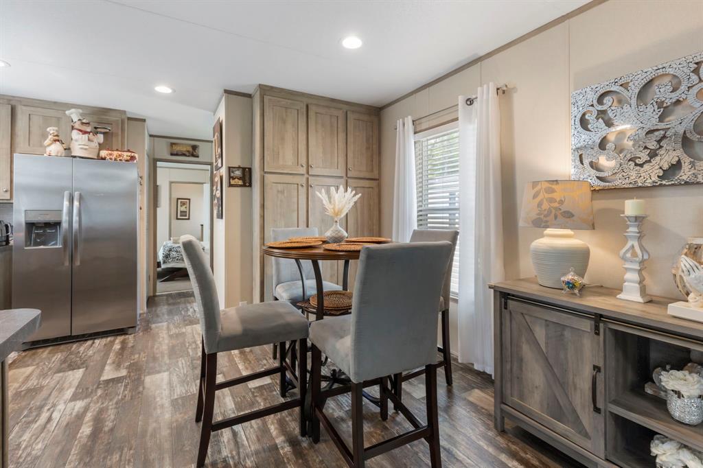 8113 Lazy Ln, Spring, Texas image 12