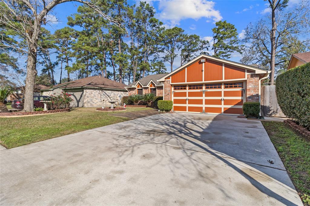 3514 Spanish Acorn Lane, Spring, Texas image 4
