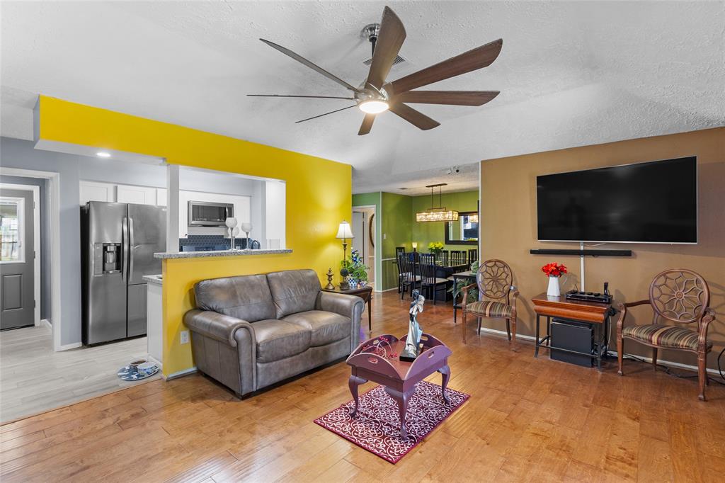 3514 Spanish Acorn Lane, Spring, Texas image 10