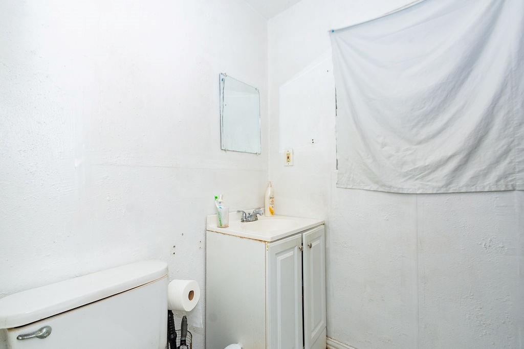 915 S 5th Street, Conroe, Texas image 19