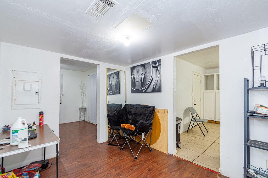 915 S 5th Street, Conroe, Texas image 12