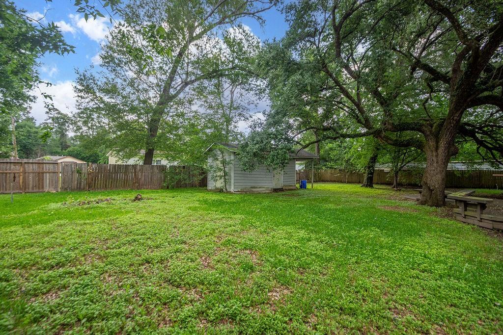 915 S 5th Street, Conroe, Texas image 27