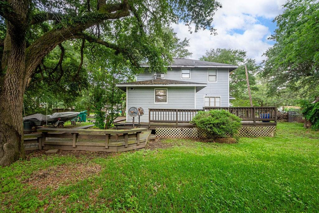 915 S 5th Street, Conroe, Texas image 24