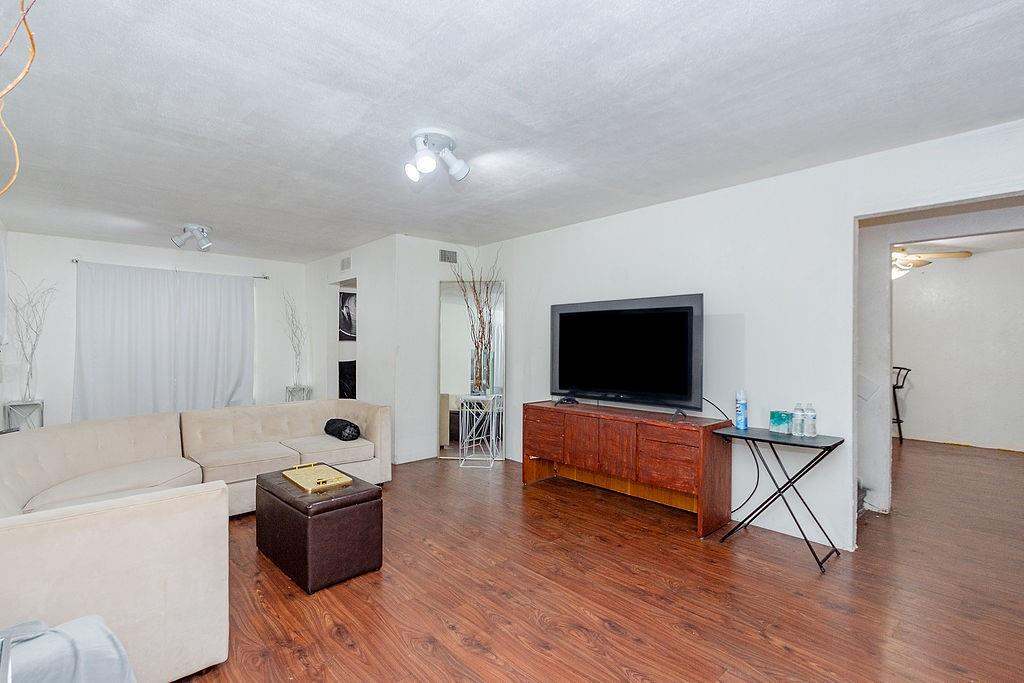 915 S 5th Street, Conroe, Texas image 9
