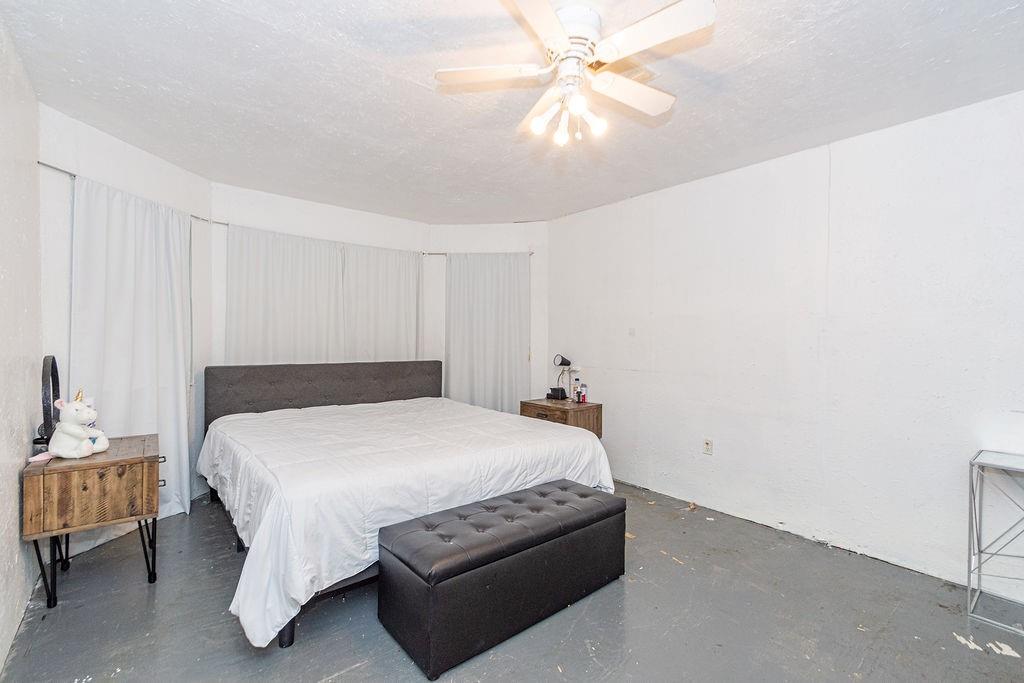 915 S 5th Street, Conroe, Texas image 17