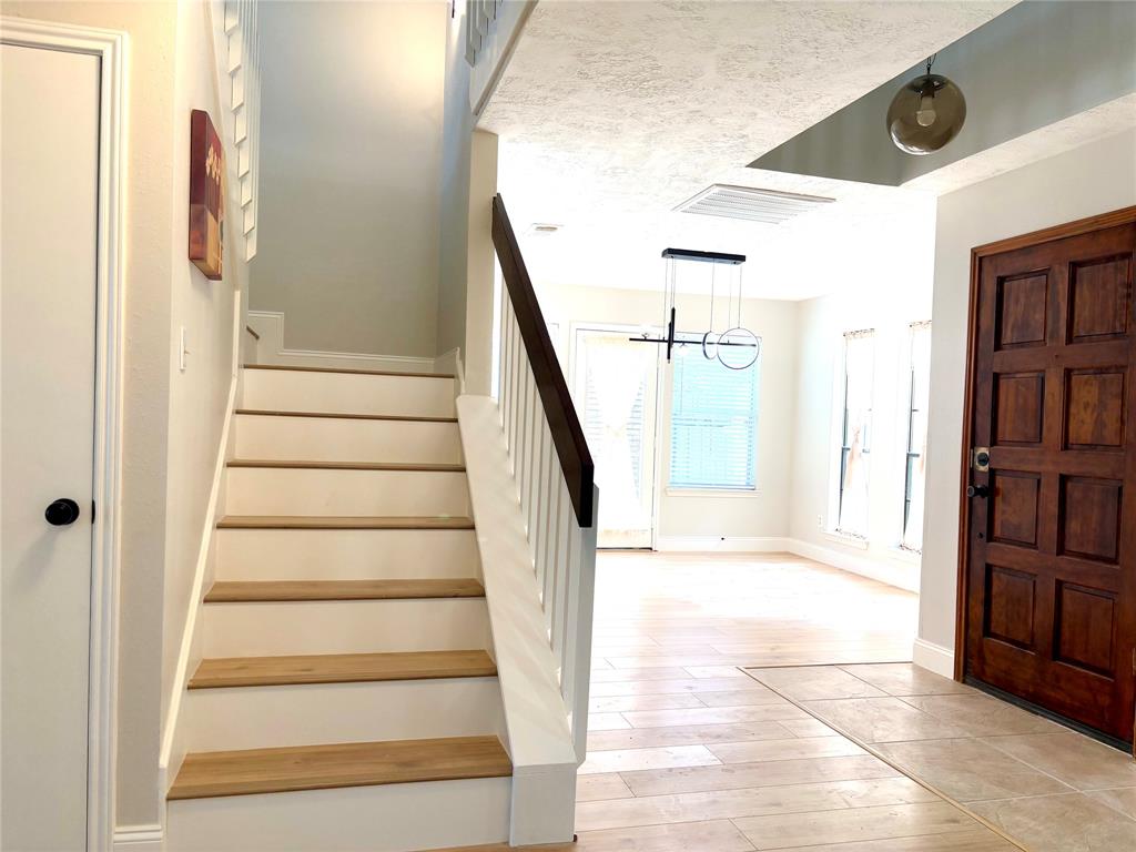 1935 Creekshire Drive, Sugar Land, Texas image 22