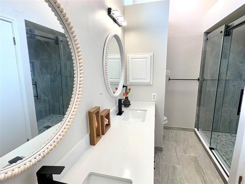 1935 Creekshire Drive, Sugar Land, Texas image 16