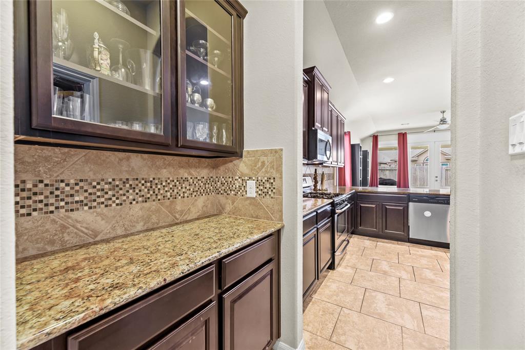 28910 Dryander Forest Court, Katy, Texas image 5