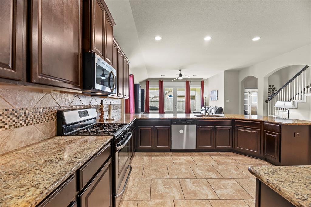28910 Dryander Forest Court, Katy, Texas image 9