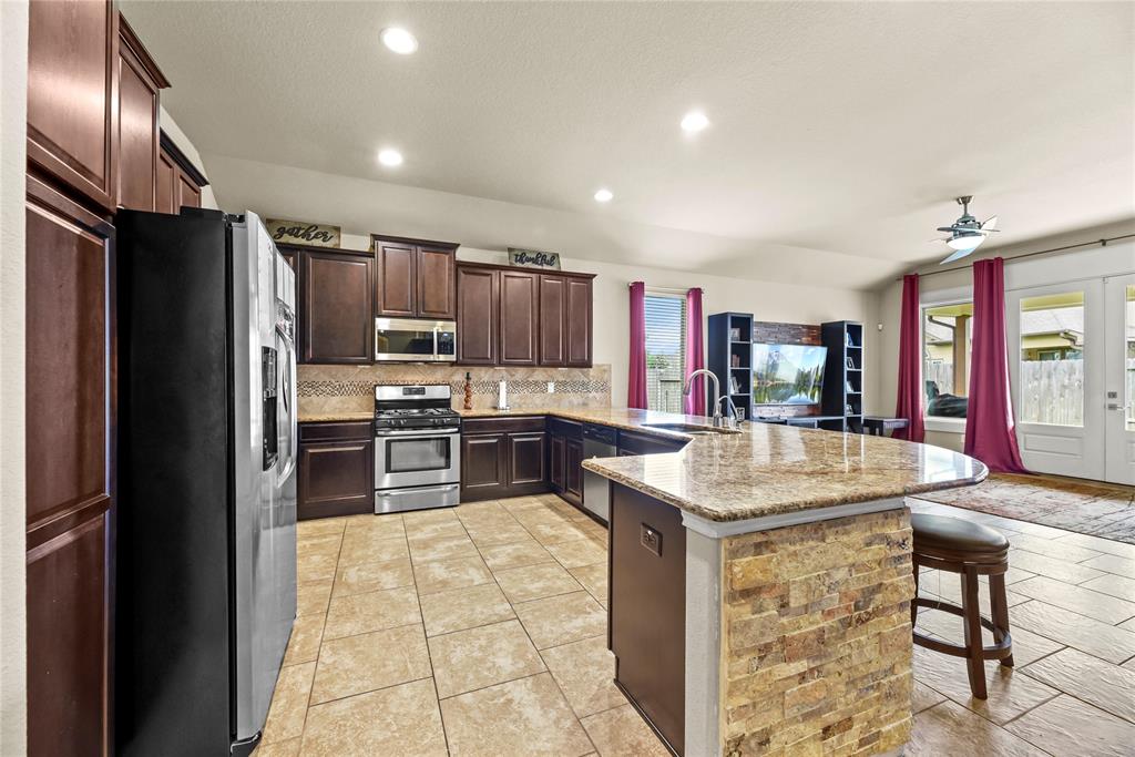 28910 Dryander Forest Court, Katy, Texas image 6