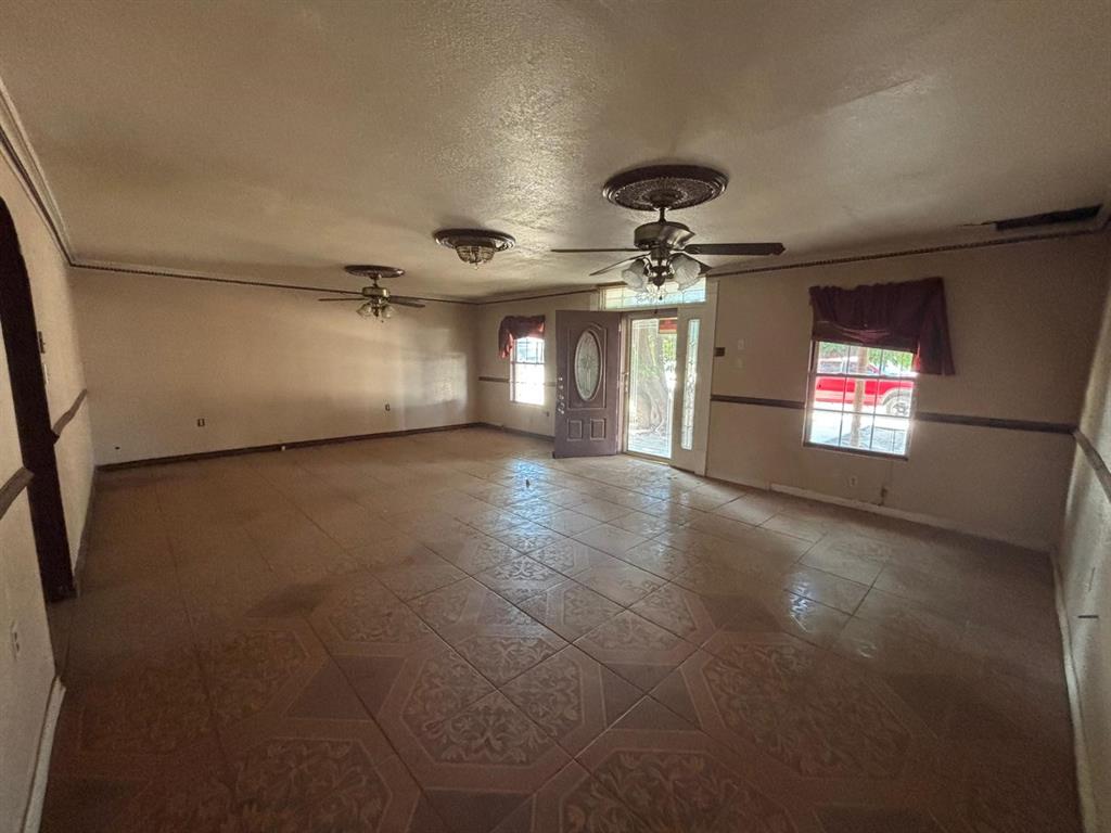1205 14th Street, Seagraves, Texas image 26