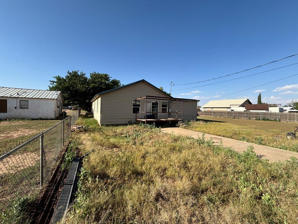 1205 14th Street, Seagraves, Texas image 30