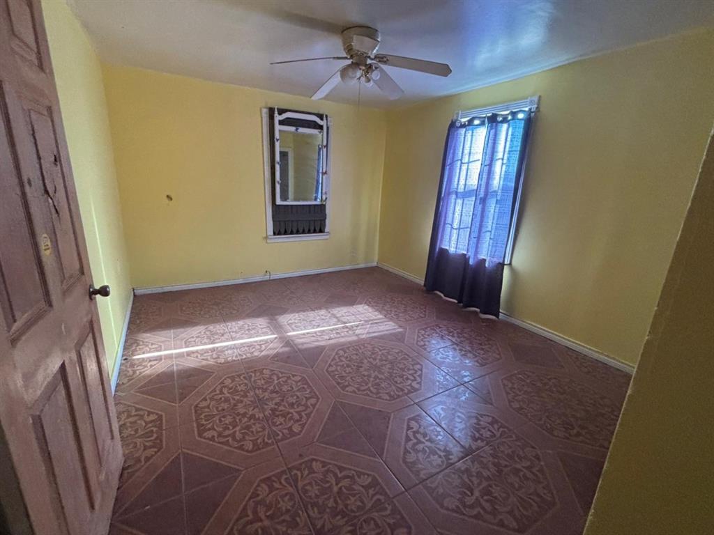 1205 14th Street, Seagraves, Texas image 16