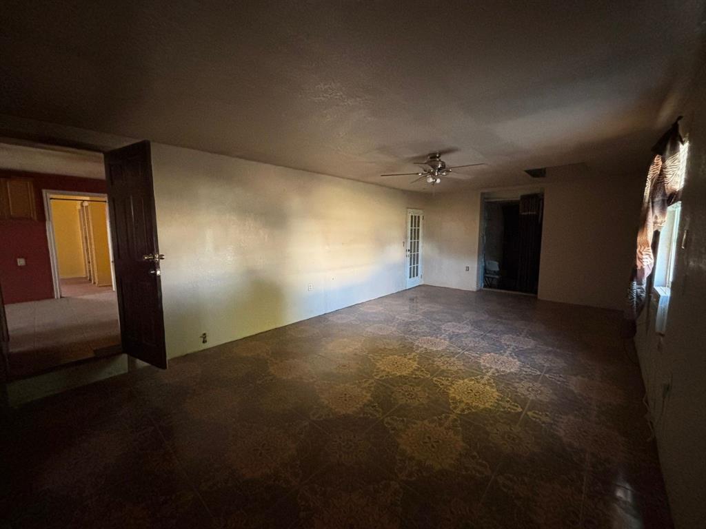 1205 14th Street, Seagraves, Texas image 22