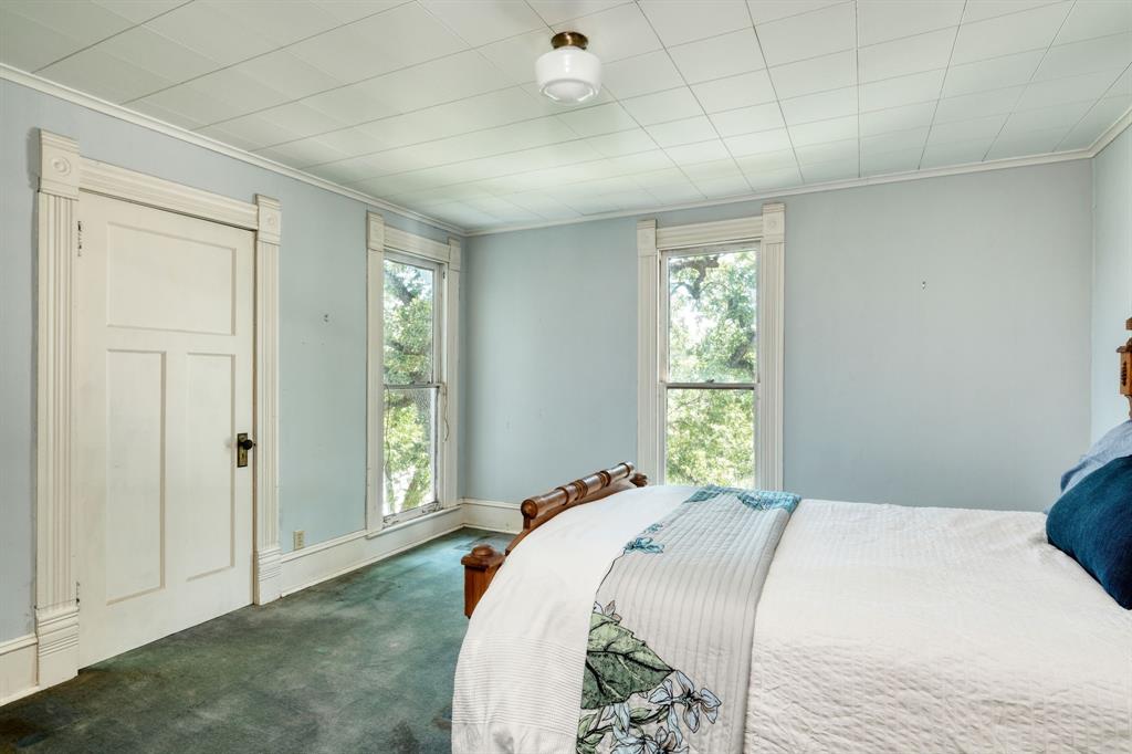 602 E Liberty Avenue, Round Rock, Texas image 19