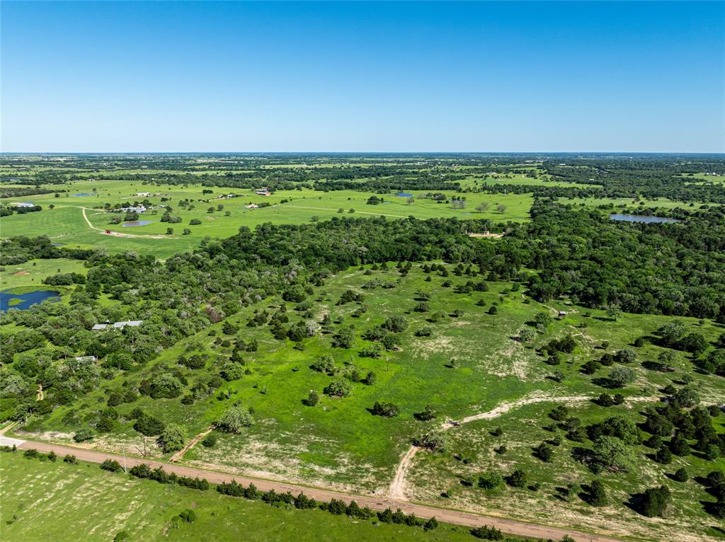 2839 Schoenst Road Rd, Carmine, Texas image 9