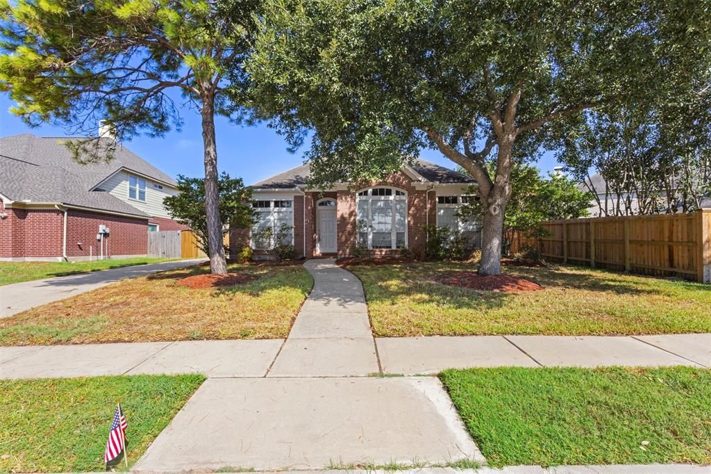 listing image 0