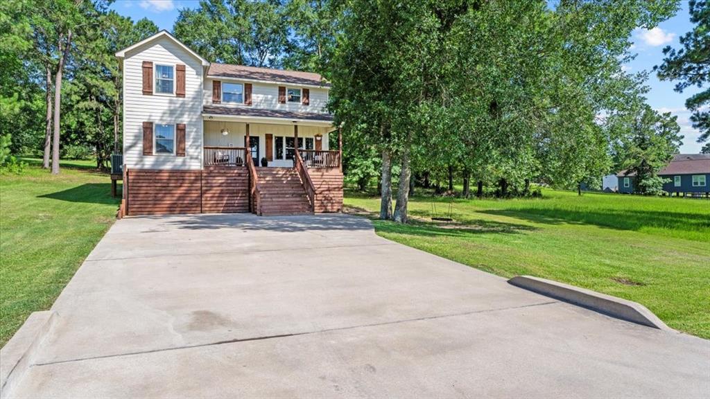 147 Wildwood Lake Drive N