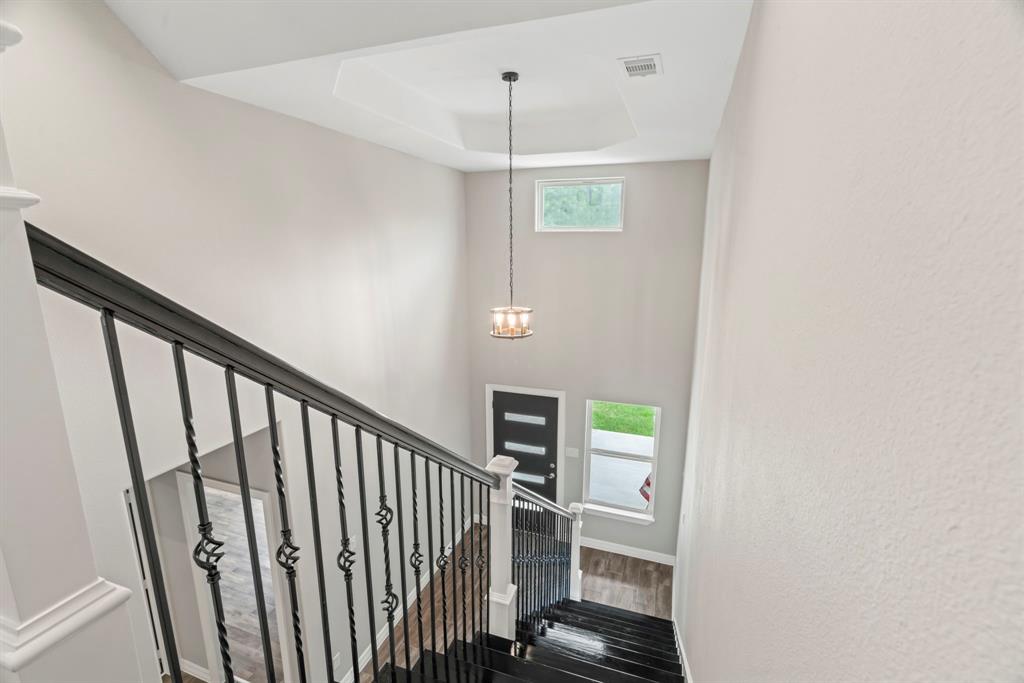 15608 Navajo Trail, Willis, Texas image 31