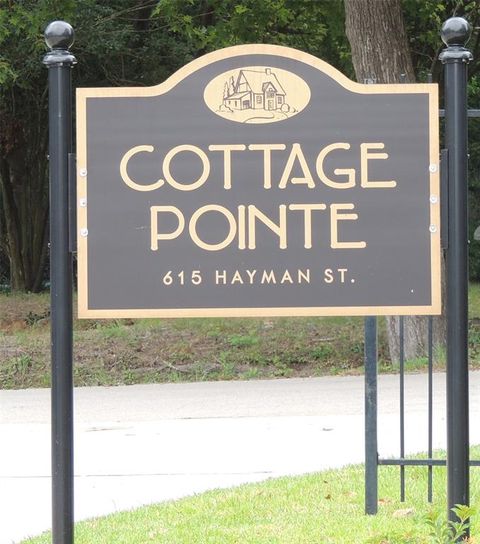 Photo of 615 Hayman Street, Huntsville, TX 77340 (MLS # 94432249)