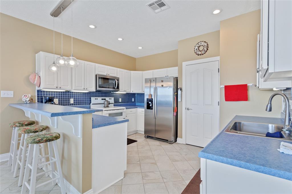 112 Pelican Beach Drive, Cameron, Louisiana image 9