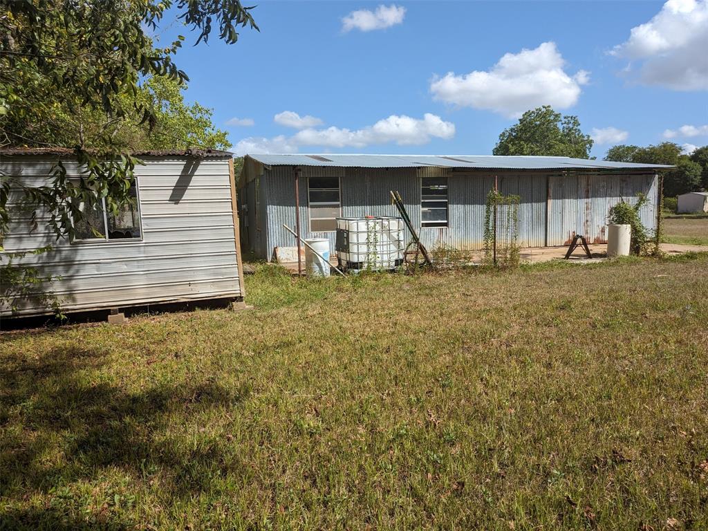 714 Pecan Valley Drive Drive, Wharton, Texas image 5