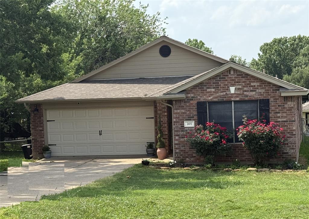207 Leisure Lane, Montgomery, Texas image 1
