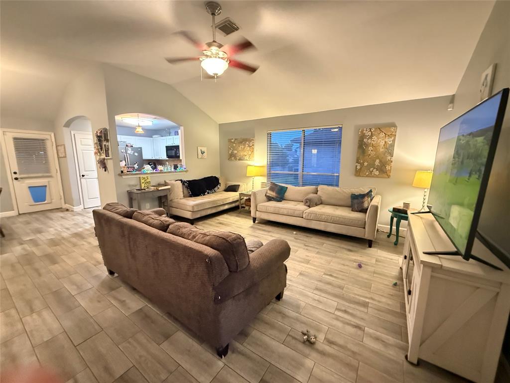 207 Leisure Lane, Montgomery, Texas image 4