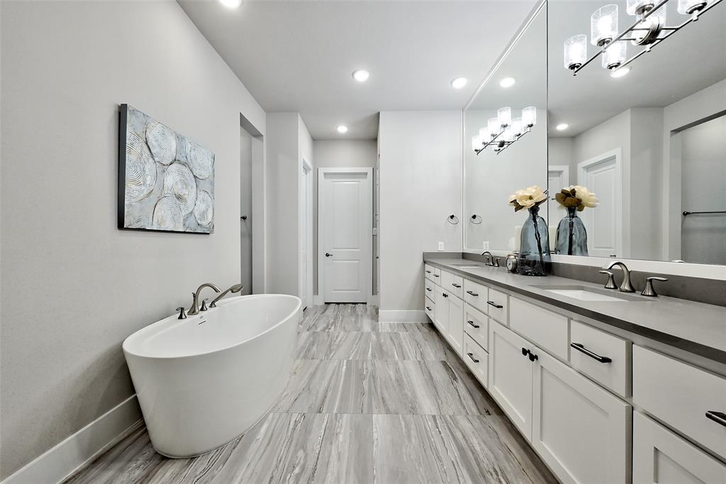 19115 Coleto Creek Bend Drive, Cypress, Texas image 30