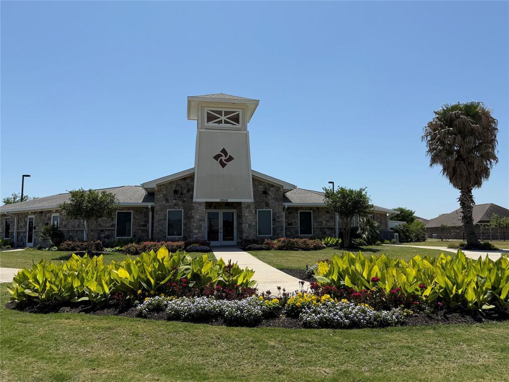 13521 Diamond Reef Lane, Texas City, Texas image 32