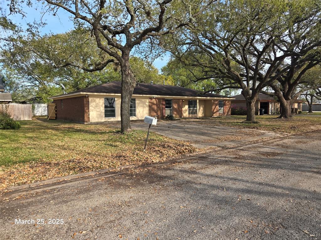 1504 Renee Street, Palacios, Texas image 1