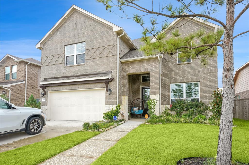 2010 Glenwick Manor Lane, Pearland, Texas image 1