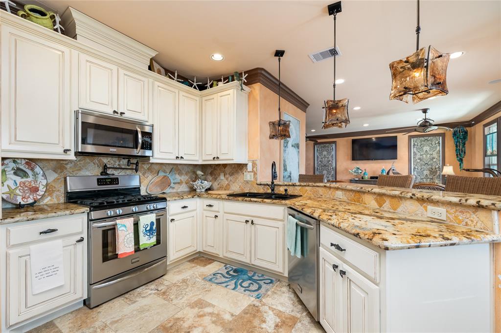 206 China Clipper Drive, Freeport, Texas image 12