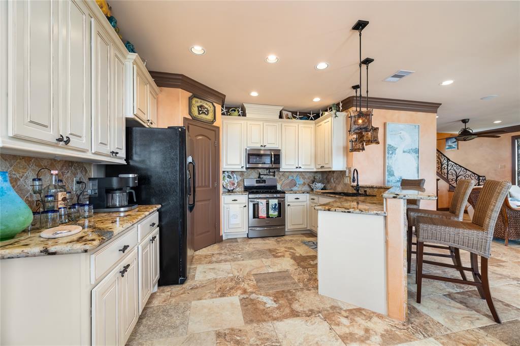 206 China Clipper Drive, Freeport, Texas image 11