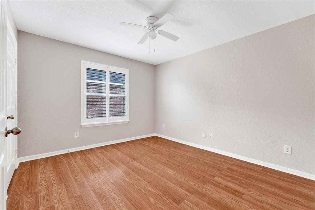 2988 Creek Falls Court, Pearland, Texas image 34