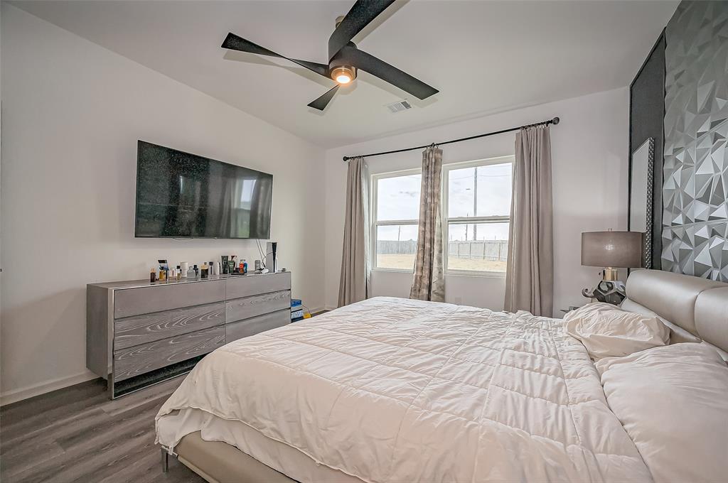 1076 Long Bay Court, Brookshire, Texas image 27