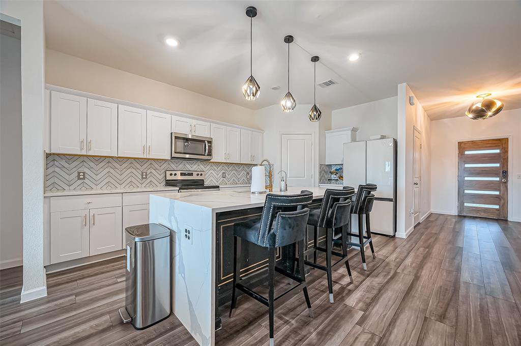 1076 Long Bay Court, Brookshire, Texas image 16