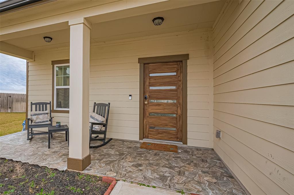 1076 Long Bay Court, Brookshire, Texas image 6