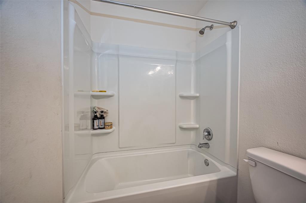 1076 Long Bay Court, Brookshire, Texas image 39