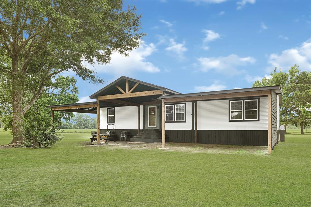 141 County Road 140, Liberty, Texas image 1