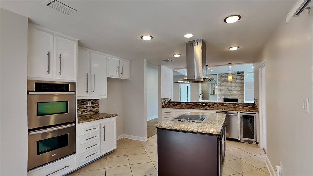 12107 Briar Forest Drive, Houston, Texas image 4