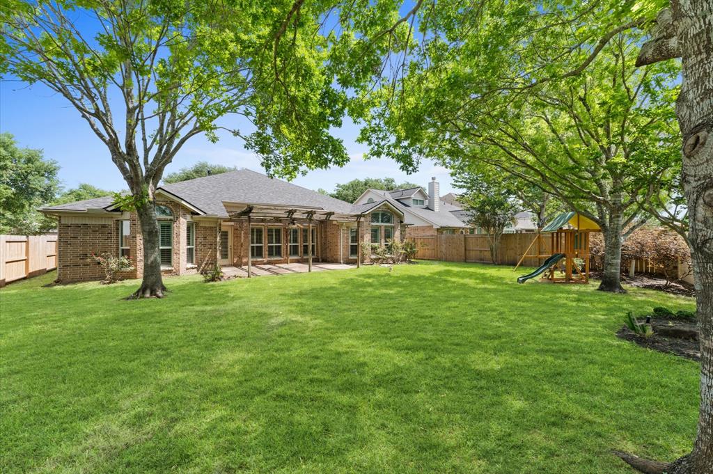 342 Silver Creek Circle, Richmond, Texas image 32